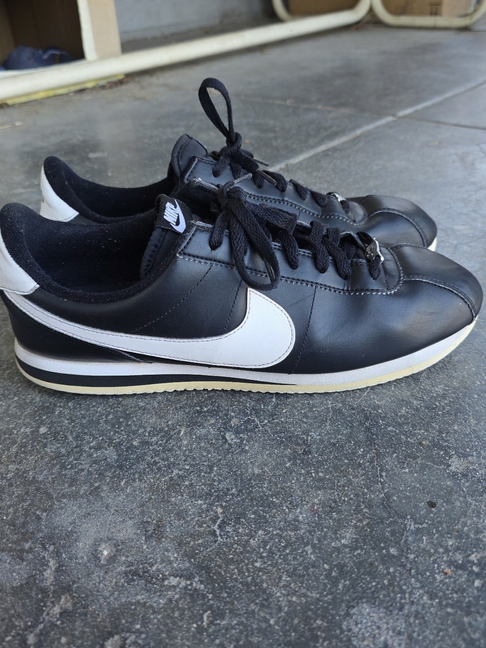 Nike Cortez Basic Leather Black White